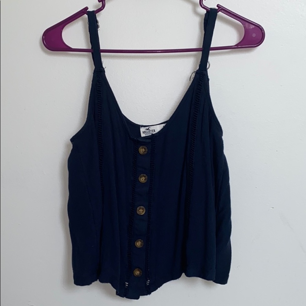 Hollister top